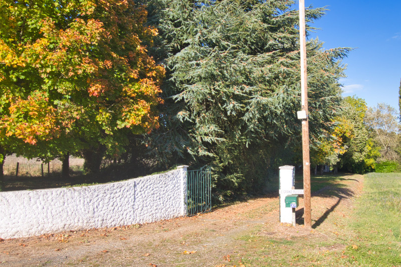 French property for sale in Le Lude, Sarthe - €270,000 - photo 10