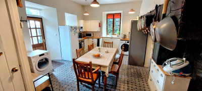 French property for sale in Ségur-le-Château, Corrèze - €299,000 - photo 1