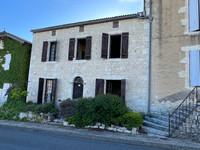 French property, houses and homes for sale in Villeneuve-de-Duras Lot-et-Garonne Aquitaine