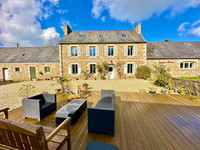 Maison à vendre à Perros-Guirec, Côtes-d'Armor - 901.000 € - photo 1