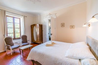 Elegant boutique style B&B comprising a maison de maître, 5 private gîtes, and pool in the South of France.