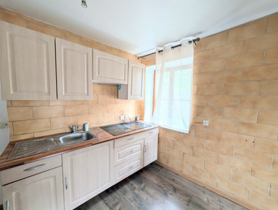French property for sale in Aubusson, Creuse - €104,500 - photo 8