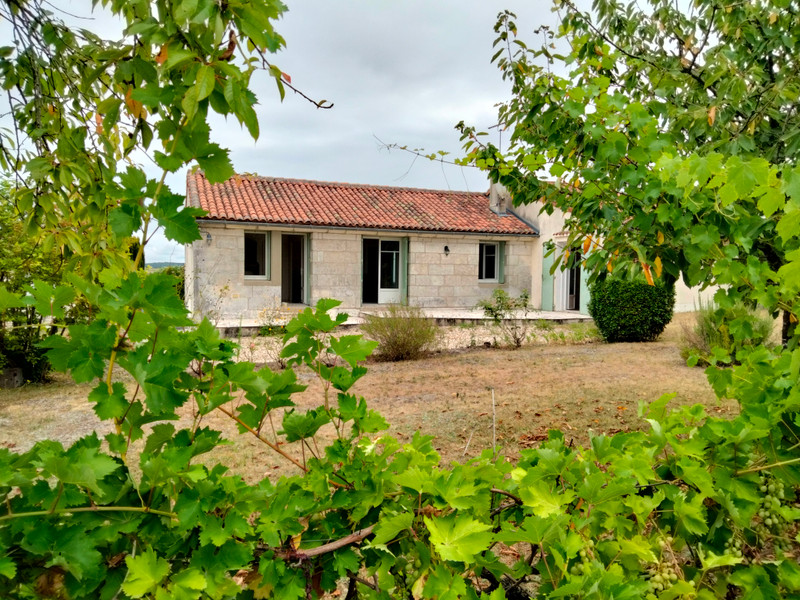 Maison à vendre en PoitouCharentes Charente VilleboisLavalette