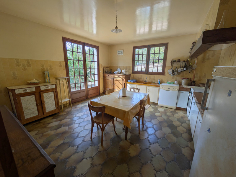 French property for sale in Saint-Cyr-la-Roche, Corrèze - €243,500 - photo 4