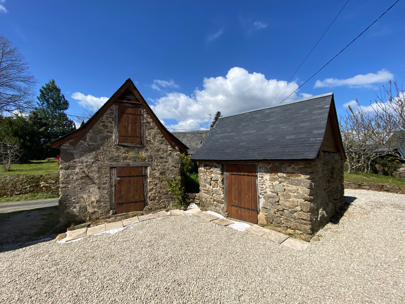 French property for sale in Vignols, Corrèze - €284,946 - photo 3
