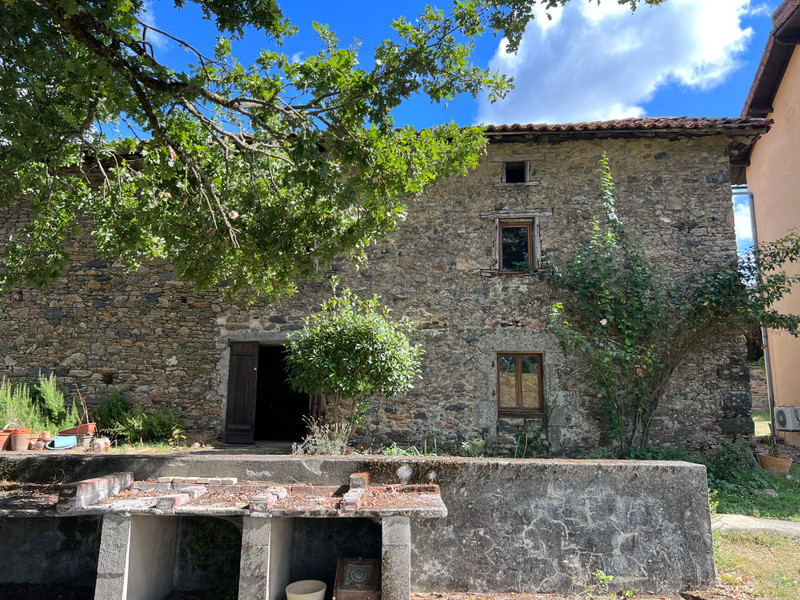 French property for sale in Champagnac-la-Rivière, Haute-Vienne - &#8364;370,000 - photo 2
