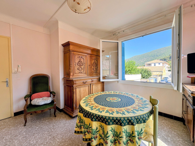 French property for sale in Nyons, Drôme - €300,000 - photo 1