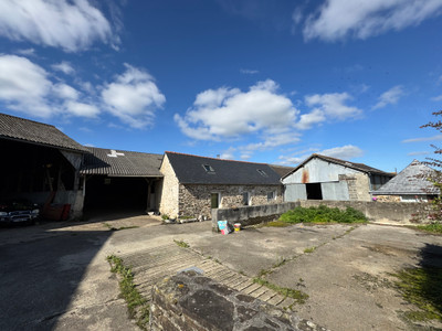French property for sale in Pleyben, Finistère - €499,999 - photo 2