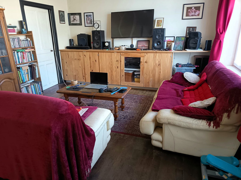 French property for sale in Spézet, Finistère - €147,150 - photo 1