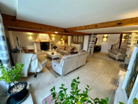 Maison à vendre à Coteaux-du-Blanzacais, Charente - 439 900 € - photo 5