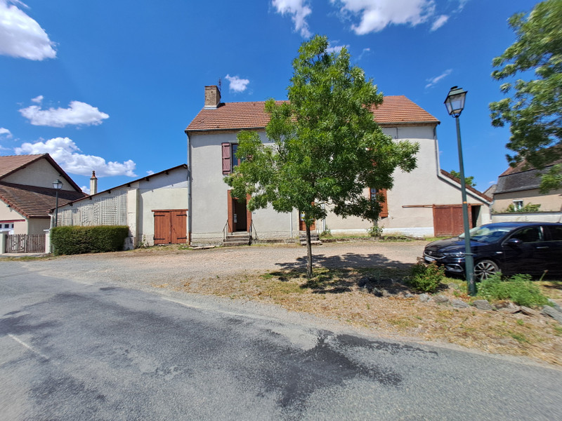 French property for sale in Maltat, Saône-et-Loire - €70,000 - photo 1