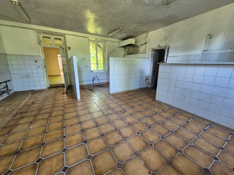 French property for sale in Glomel, Côtes-d'Armor - €662,500 - photo 9
