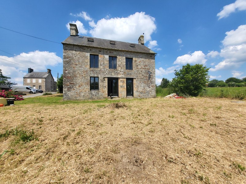 Maison à vendre à Saint-Clément-Rancoudray, Manche - 162.000 € - photo 1