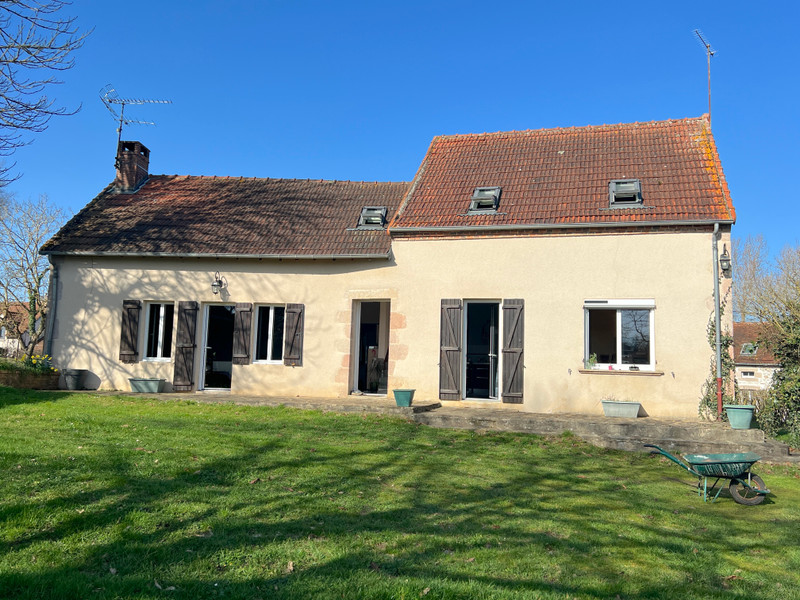 Propriété à vendre à Saint-Sauvier, Allier - 147 150 €