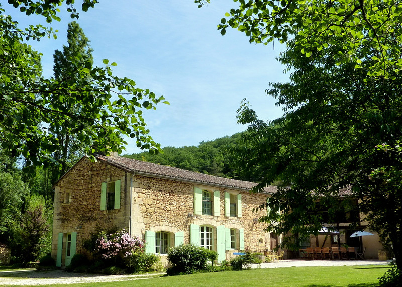 House for sale in Beaumontois en Périgord Dordogne Magnificent mill