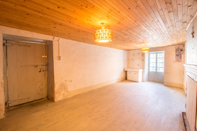 French property for sale in Saint-Martin-de-Belleville, Savoie - €83,607 - photo 3