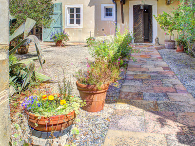 house for sale in Pyrénées-Atlantiques