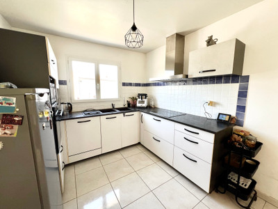 French property for sale in Chermignac, Charente-Maritime - €273,405 - photo 9