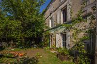 Propriété à vendre à Gond-Pontouvre, Charente - 185 000 € - photo n°1