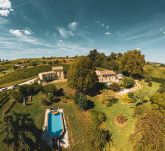 French property for sale in Blaye, Gironde - €742,000 - photo 1