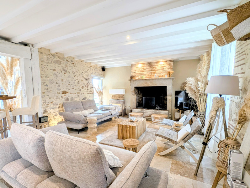 French property for sale in Argenton, Lot-et-Garonne - €399,000 - photo 6