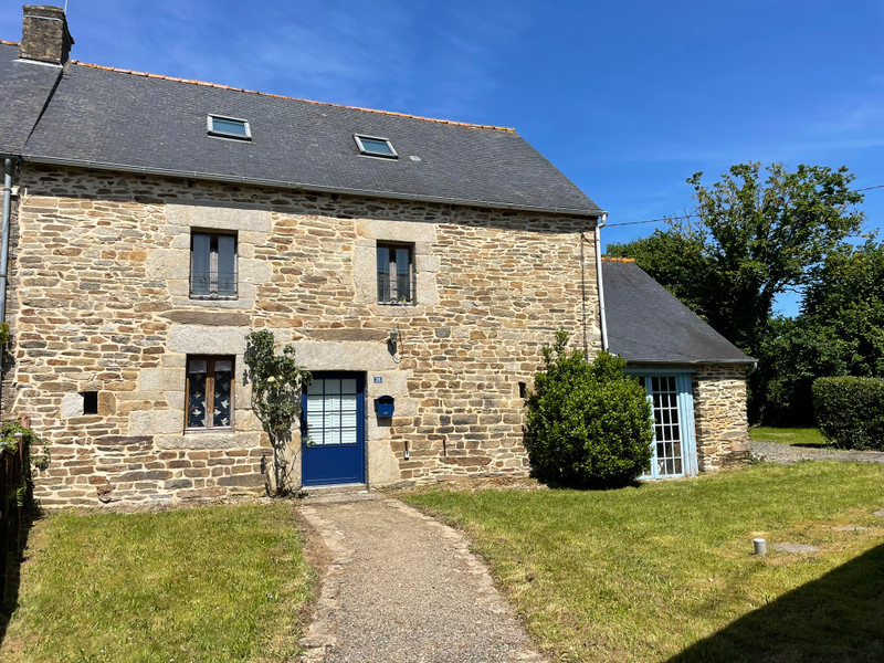 French property for sale in Plouguenast-Langast, Côtes-d'Armor - €183,600 - photo 0
