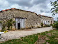 Maison à Alloue, Charente - photo 10
