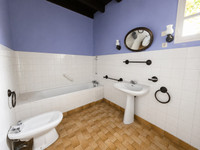 Propriété à vendre à Chassiecq, Charente - 70 000 € - photo n°9