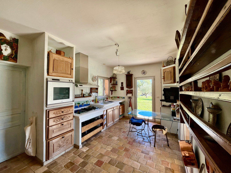 French property for sale in Bagnols-en-Forêt, Var - €1,278,000 - photo 13