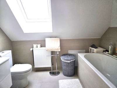French property for sale in Denazé, Mayenne - €365,700 - photo 9