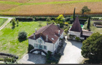 Maison à vendre à Saint-Romain, Charente - 535 300 € - photo 1