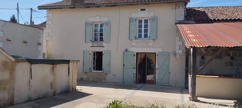 French property for sale in Champagne-et-Fontaine, Dordogne - €262,000 - photo 3