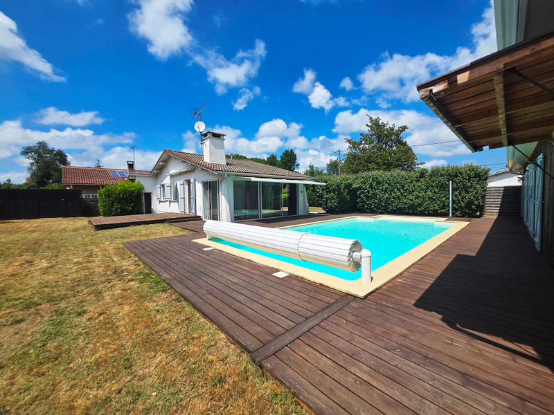 French property for sale in Le Porge, Gironde - €495,000 - photo 0