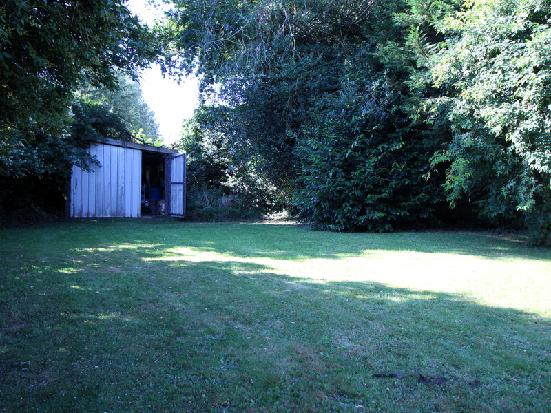 French property for sale in Plonévez-du-Faou, Finistère - €119,900 - photo 12