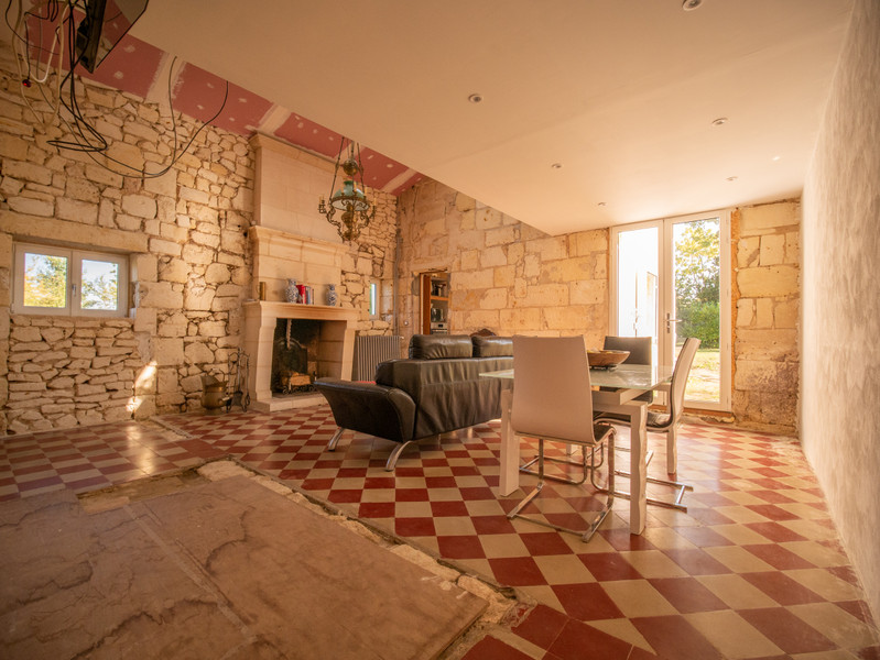 French property for sale in Saint-André-de-Cubzac, Gironde - €722,372 - photo 6