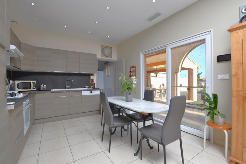 French property for sale in Argeliers, Aude - &#8364;469,000 - photo 2
