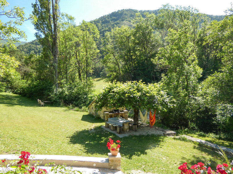 French property for sale in Verclause, Drôme - €380,000 - photo 6