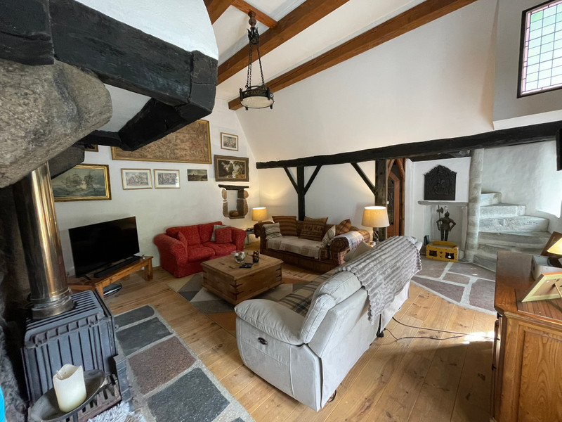 French property for sale in Plouguenast-Langast, Côtes-d'Armor - €299,600 - photo 4