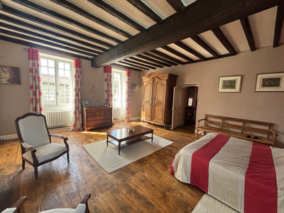 French property for sale in Angoulême, Charente - €795,000 - photo 9