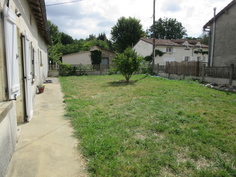 French property for sale in Saint-Romain, Vienne - €54,995 - photo 9