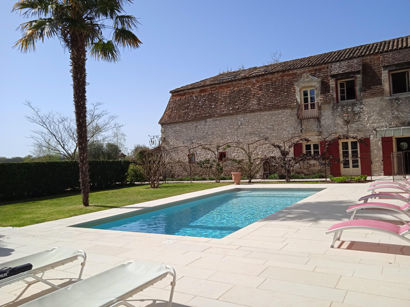 French property for sale in Bergerac, Dordogne - &#8364;1,420,500 - photo 5