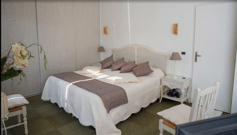 French property for sale in Gradignan, Gironde - €962,590 - photo 8