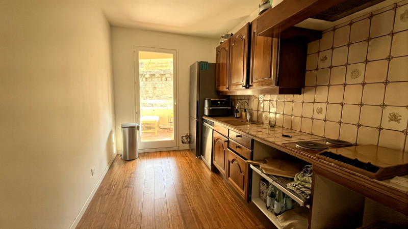 French property for sale in Avignon, Vaucluse - €299,000 - photo 8