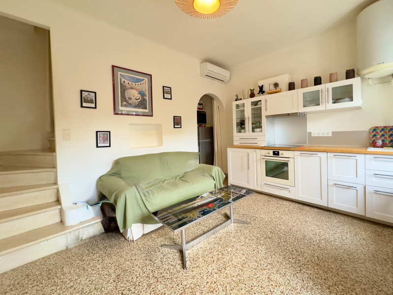 French property for sale in Maussane-les-Alpilles, Bouches-du-Rhône - €247,000 - photo 4