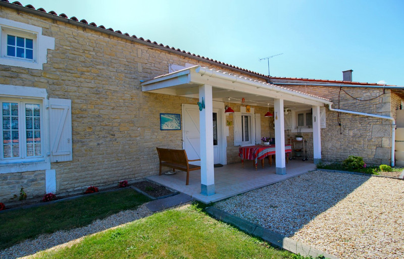 French property for sale in Verdille, Charente - €235,000 - photo 10