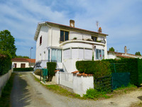 houses and homes for sale inSaujonCharente-Maritime Poitou_Charentes