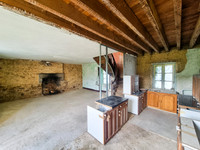 Maison à vendre à Tinchebray-Bocage, Orne - 65 000 € - photo 3
