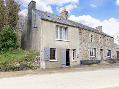 Maison à vendre à Gurunhuel, Côtes-d'Armor, Bretagne, avec Leggett Immobilier