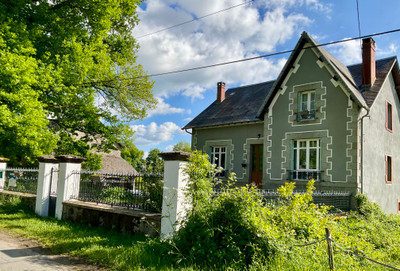 Maison à vendre à Mérinchal, Creuse, Limousin, avec Leggett Immobilier