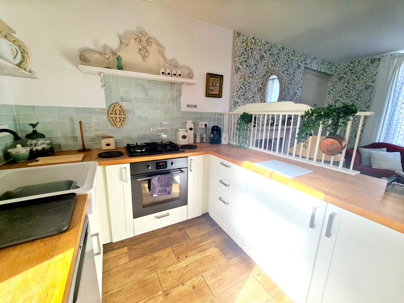 French property for sale in Saint-Fraimbault, Orne - €86,000 - photo 2
